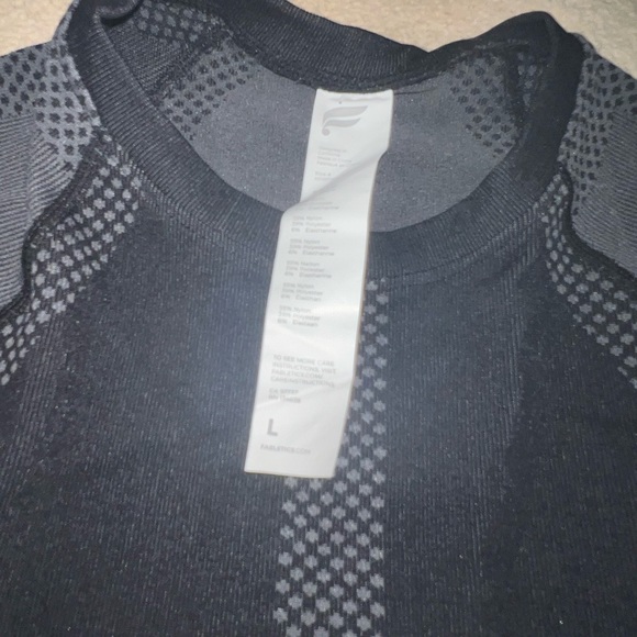 Compression Crop workout top - Picture 4 of 4